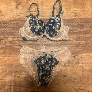 Victoria's Secret Blue and Cream Floral Lace Bra Set